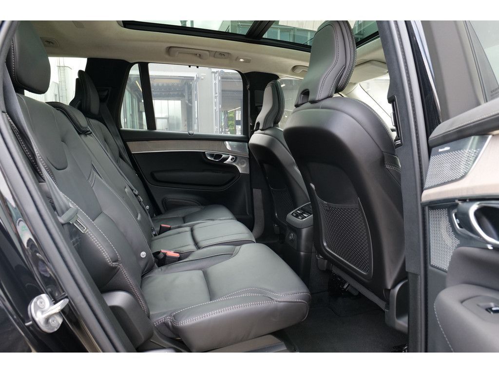 Volvo XC90 2.0 Ultra Dark Recharge Plug-In Hybrid AWD foto 15