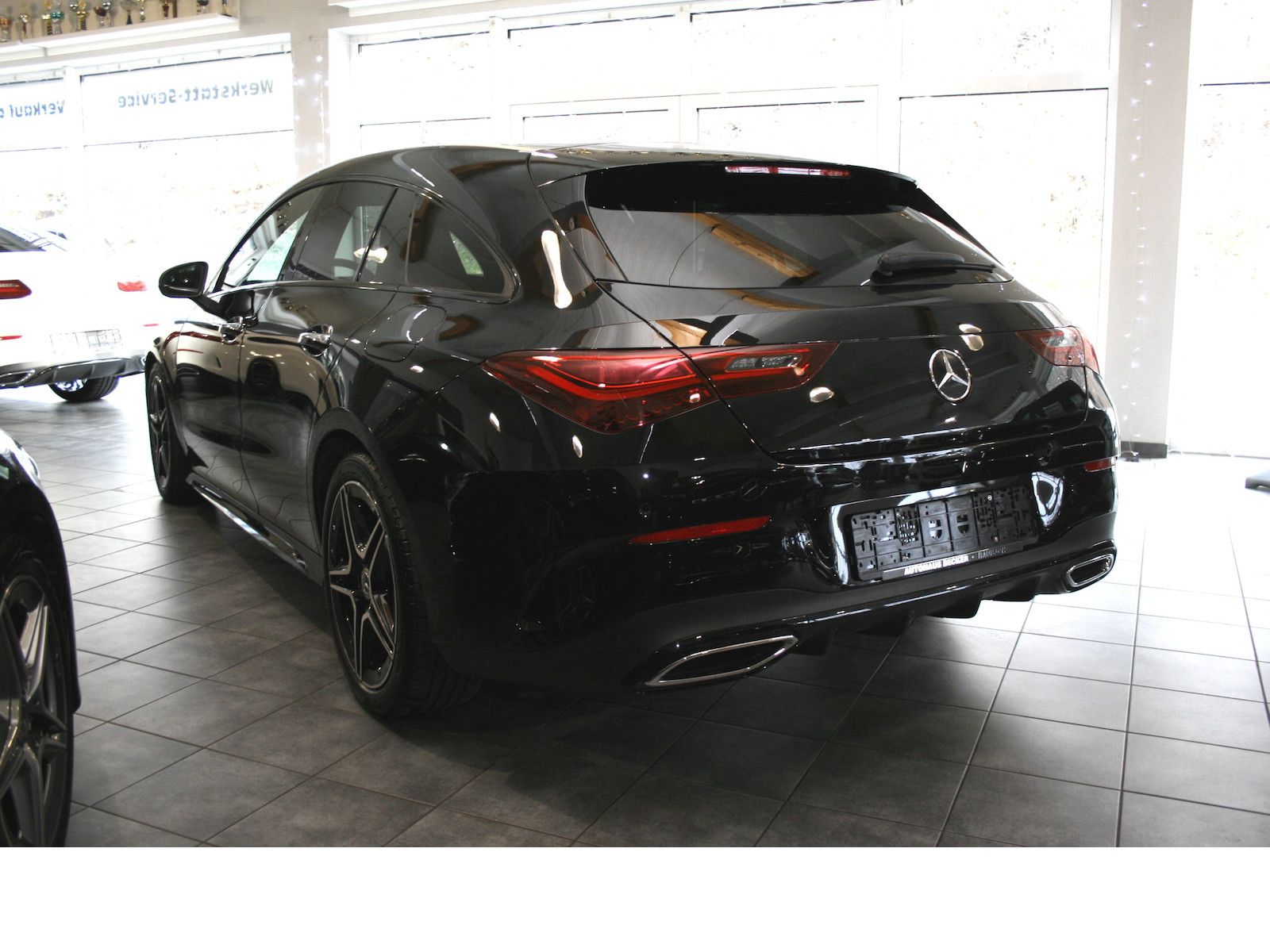 Fahrzeugabbildung Mercedes-Benz CLA 200 Shooting Brake AMG Advanced Plus *Night*