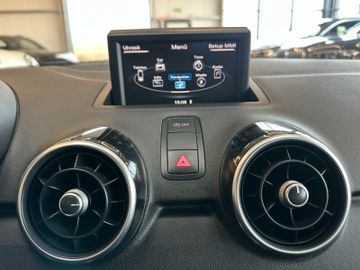 Audi A1 ambition *KLIMA*PDC*TEMPOMAT*