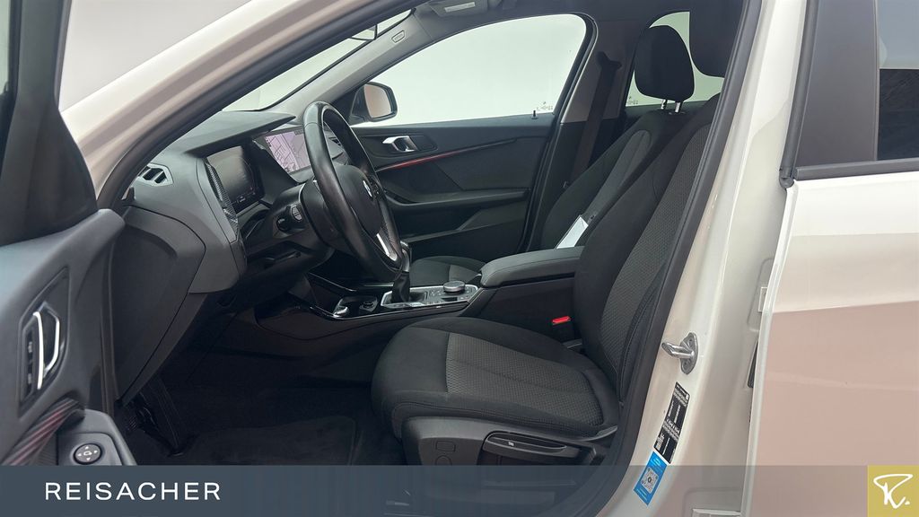 BMW 1 Series 2023