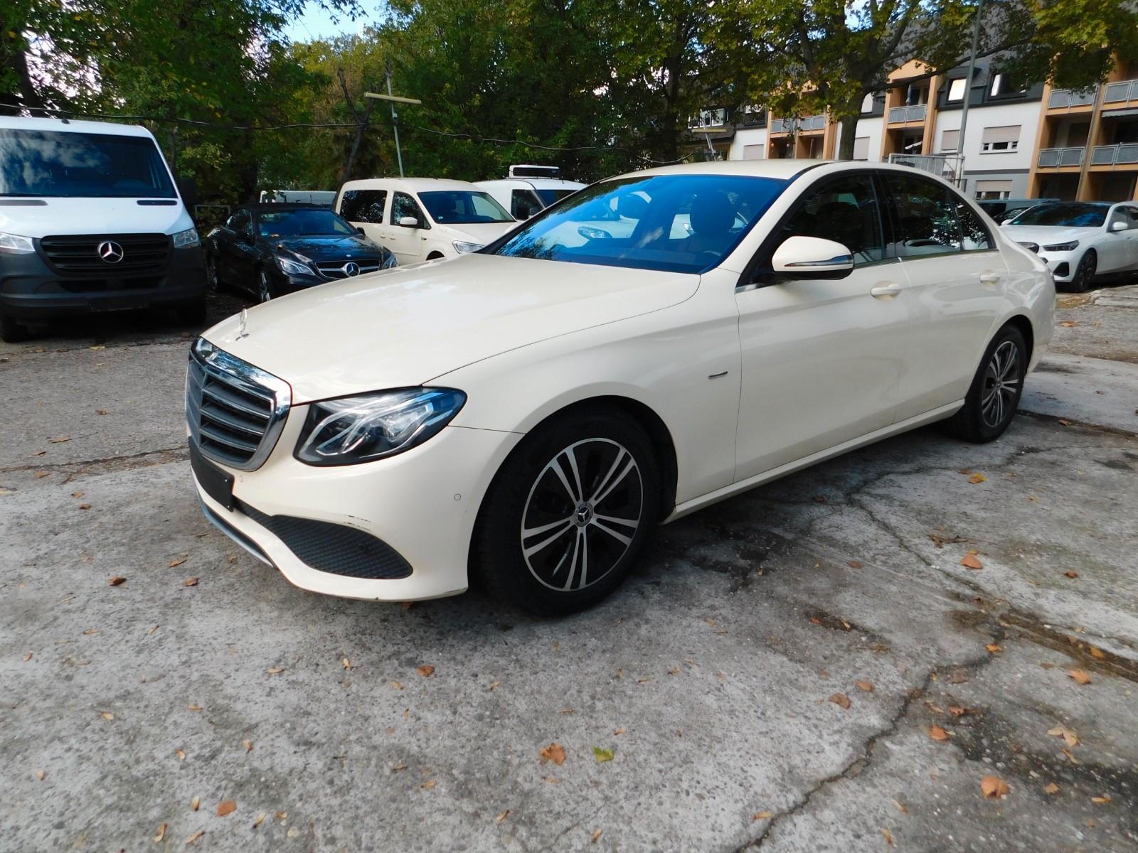 Mercedes-Benz E 200