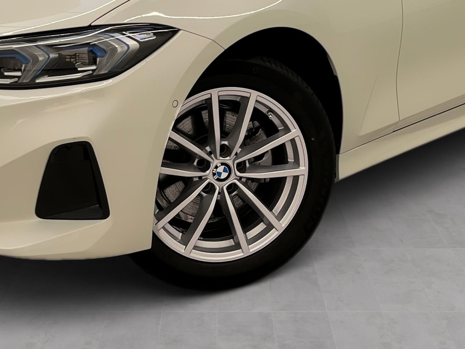 BMW 320 - Bild 8