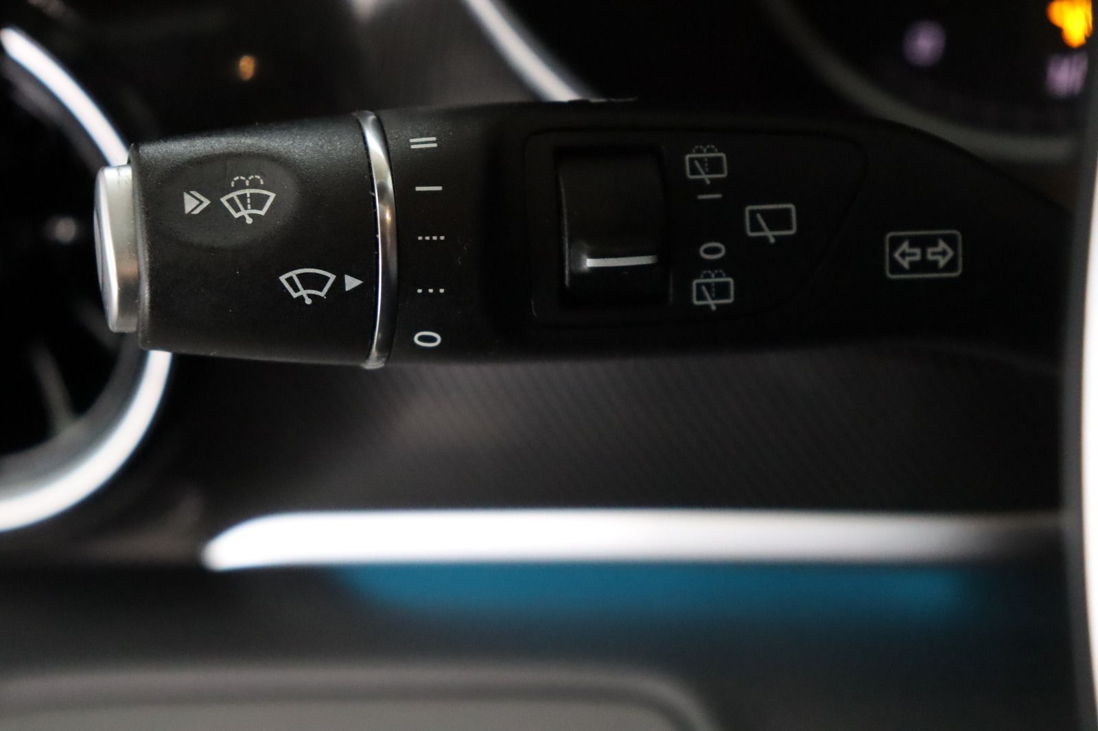 Fahrzeugabbildung Mercedes-Benz V 220 d Marco Polo 4Matic 1.Hd HORIZON EDITION