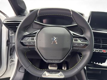 Peugeot 208 e GT Pack 136 50kWH Navi+RFK+SHZ+Carplay+Pan