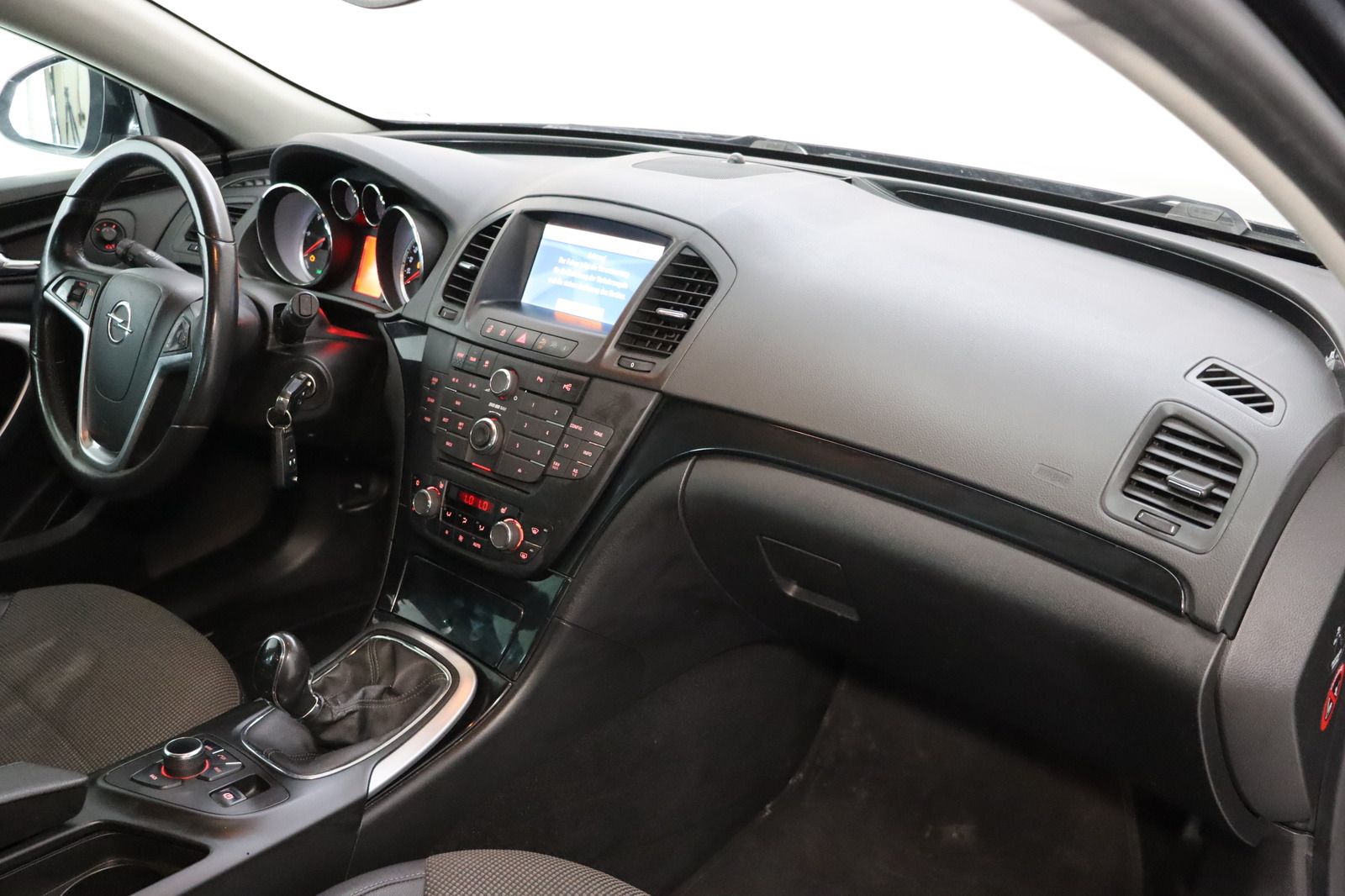 Fahrzeugabbildung Opel Insignia A Sports Tourer Innovation 4x4