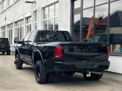 DODGE RAM 3500 Dually Crew Cab Limited 6.7TD HO