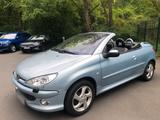 Peugeot Ich verkaufe meine Peugeot 206 CC 1,6 - Peugeot 206 mit Benzin-Antrieb: Cabrio, 1.6