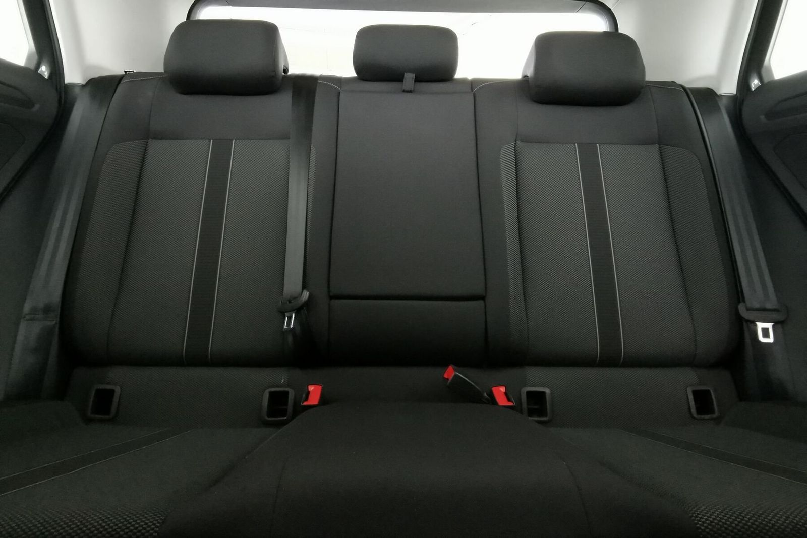 Volkswagen T-Roc 1.0 TSI Life|NAV|SHZG|ParkAs|LED|CarPlay foto 14