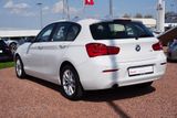 BMW 118i Advantage Navi Sitzheizung Tempomat LED PDC - BMW 1er Reihe aus 2017