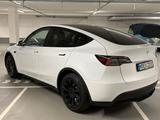 Tesla Model Y Long Range Dual Motor AWD Weiß 2021 - Tesla Gebrauchtwagen in München