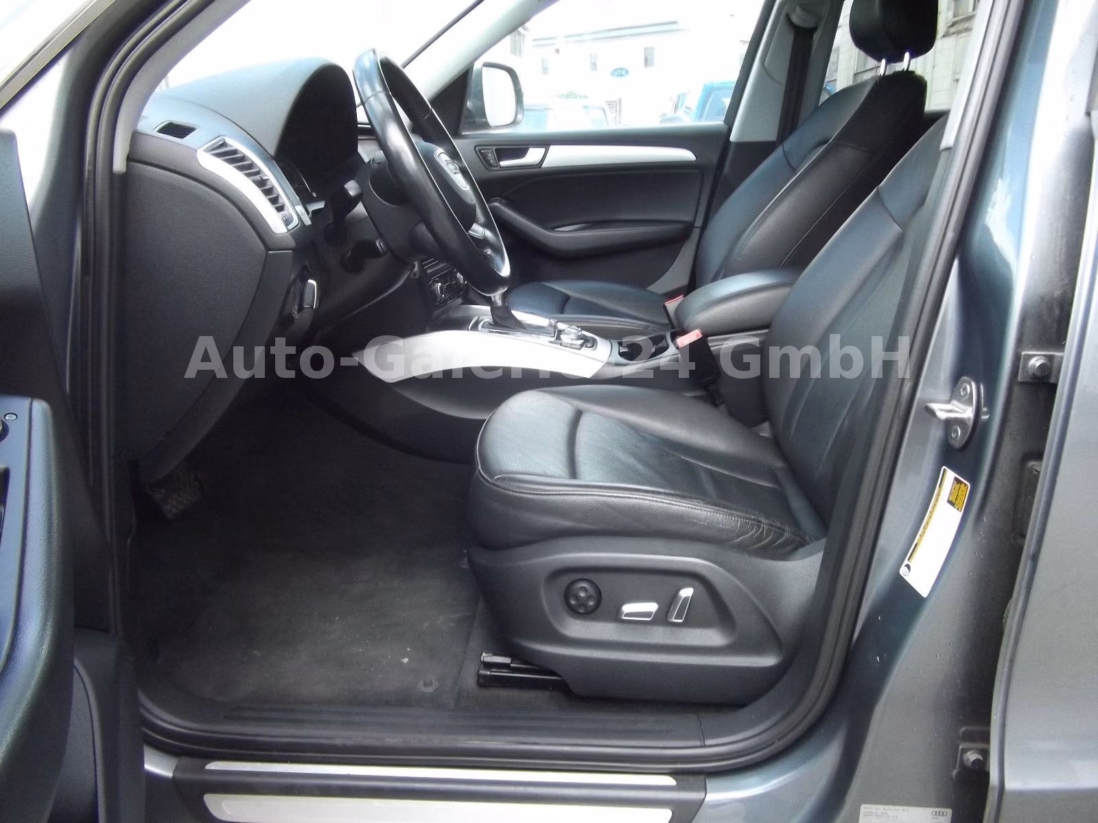Audi Q5 3.0 TDI  S tronic quattro