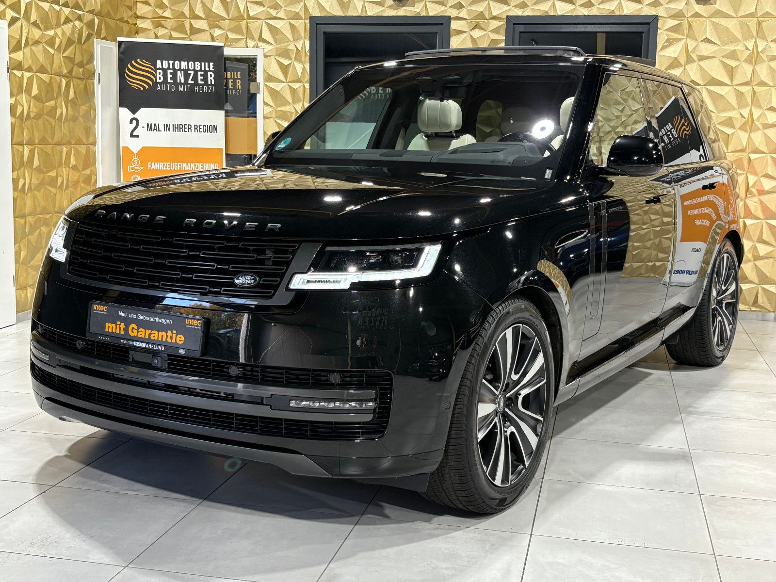 Fahrzeugabbildung Land Rover Range Rover HSE/FOND-TV/MASSAGE/PANO/360°/VOLL