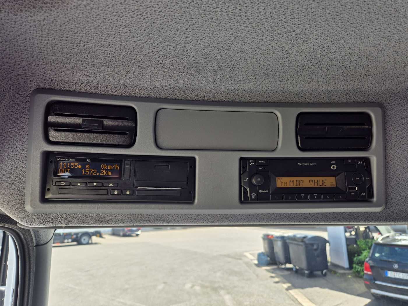 Fahrzeugabbildung Mercedes-Benz Atego 818 L Fahrgestell, 2 Stück vorhanden
