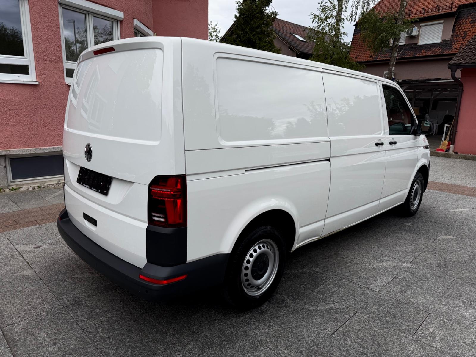 Volkswagen T6.1 Transporter 2.0 TDI 4Motion Lang *Standheiz