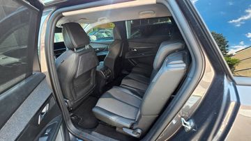 Peugeot 5008 - 8