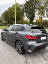 BMW 120d xDrive Aut. M Sportpaket - mit Diesel-Antrieb: Grau, Limousine, mit Klimaautomatik, Sportpaket