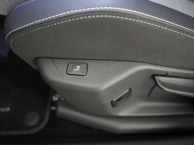 Grandland B GS HYBRID eDCT+LED PIXEL MATRIX+NAVI