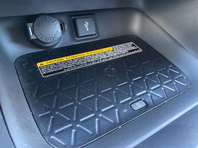 RAV4 2.5 Hybrid 4x4 Team D SHZ NAVI ACC LED AHZV