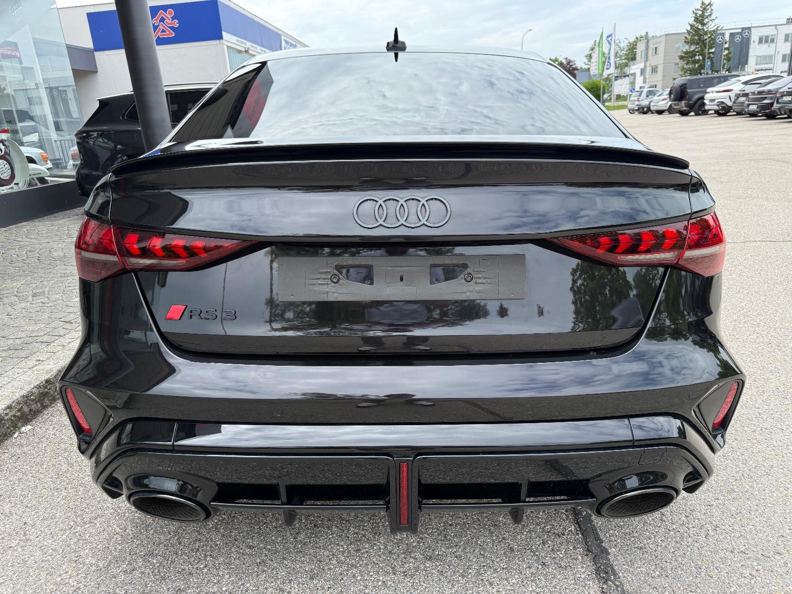Audi RS 3 Limousine/Individual/Schalensitz/Pano/Sport – 6