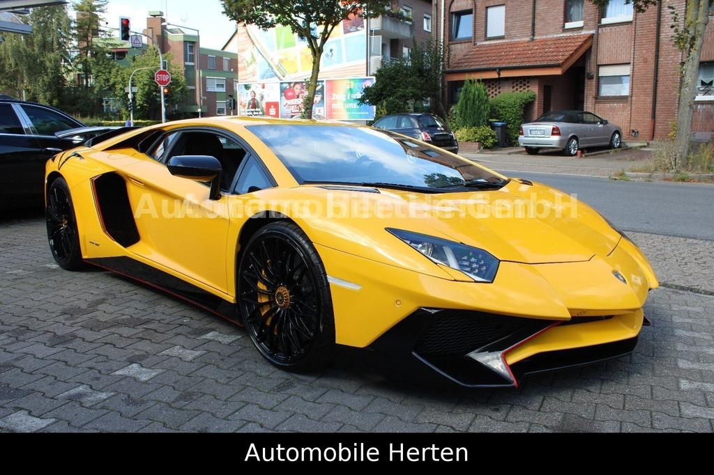 Lamborghini Aventador