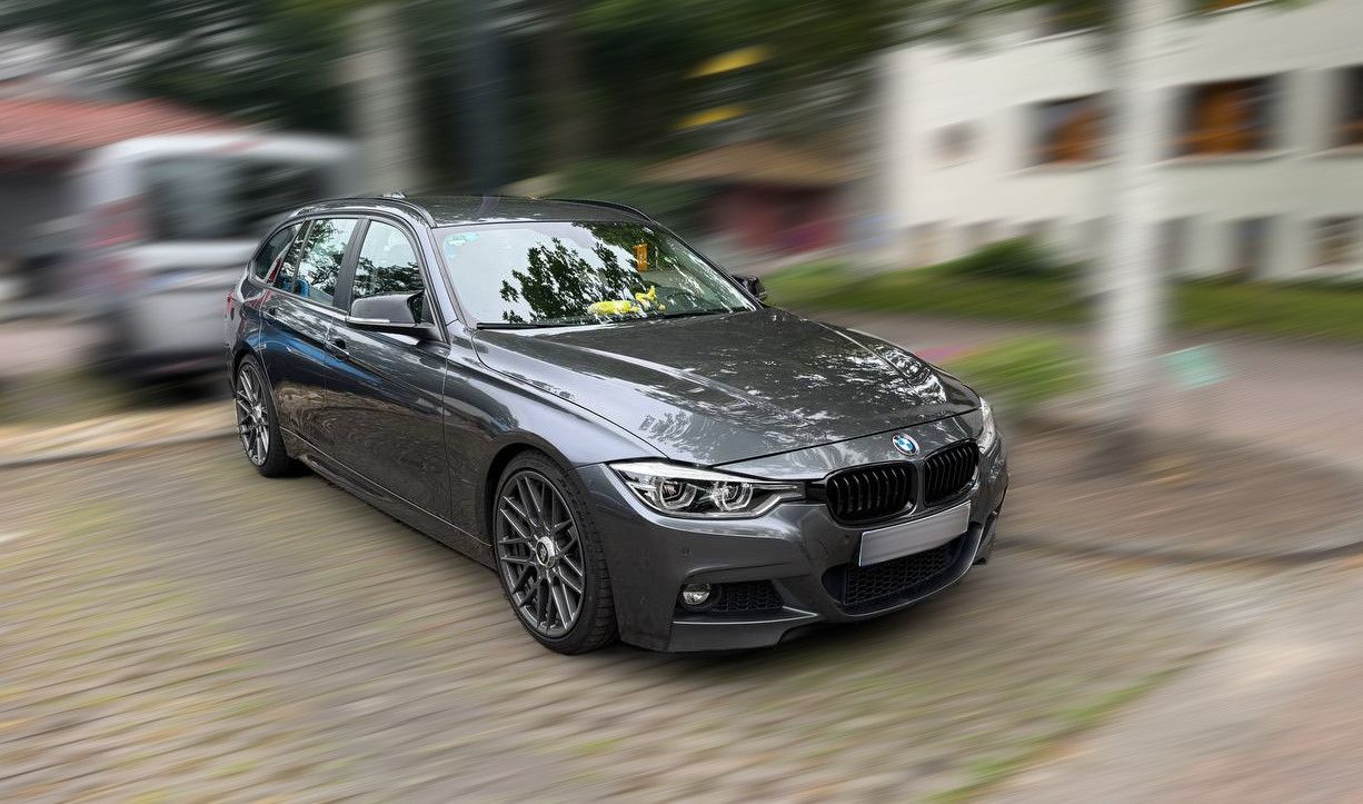 BMW 320d Touring | Carplay | Rückfahrkamera | Navi 