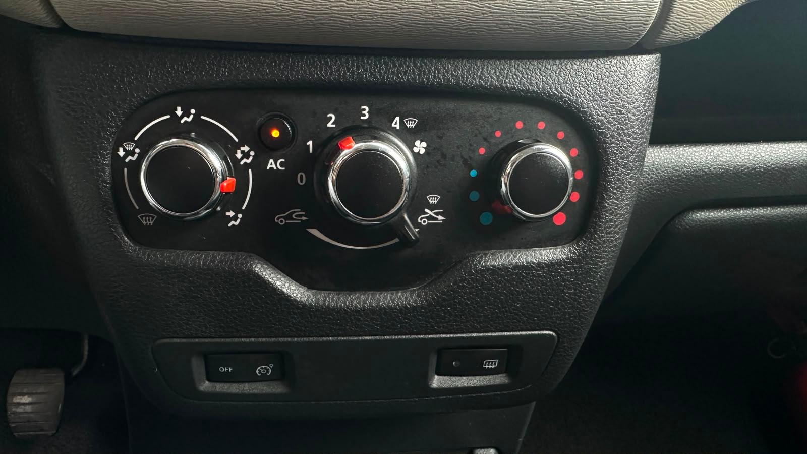 Dacia Lodgy 2012 — photo 16