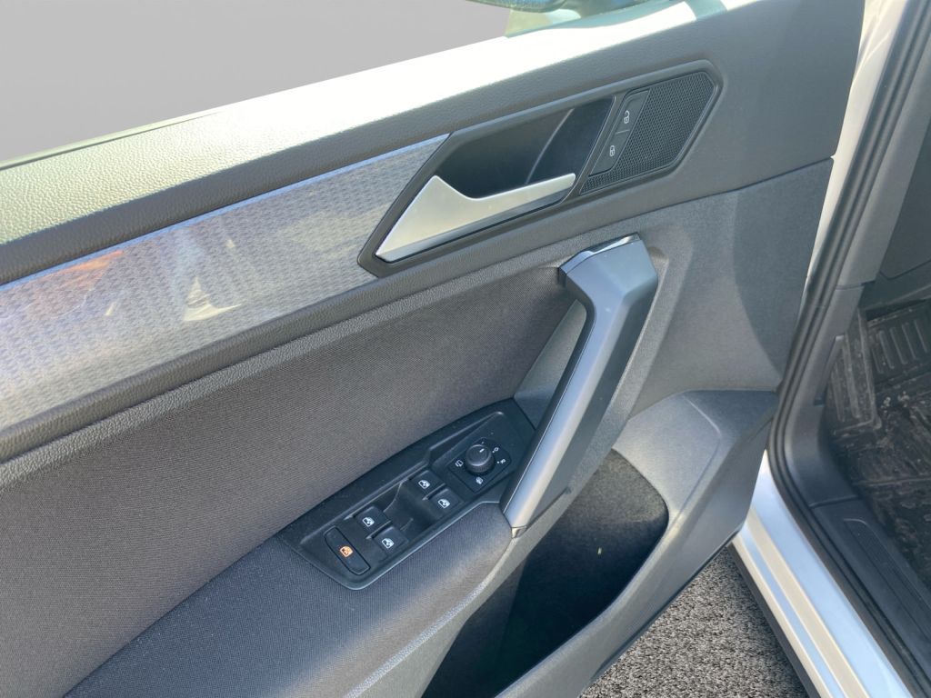 Fahrzeugabbildung Volkswagen Tiguan 1.5 TSI Life *AHZV*IQ.Drive*