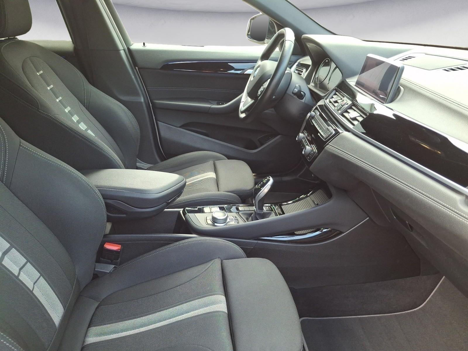 BMW X2 sDrive18d Aut. Klimaaut. Sportsitze HIFI PDC, миниатюра 13