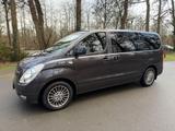 Hyundai H-1 Travel Klima 8-Sitzer TÜV/AU Neu - graue Hyundai H-1