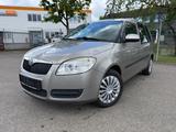 Skoda Roomster*KLIMA*PDC*TÜV NEU - Skoda Roomster in Stuttgart