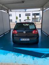Volkswagen Verkaufe ein topgepflegtes Auto! - VW Golf Plus Gebrauchtwagen in Freiburg
