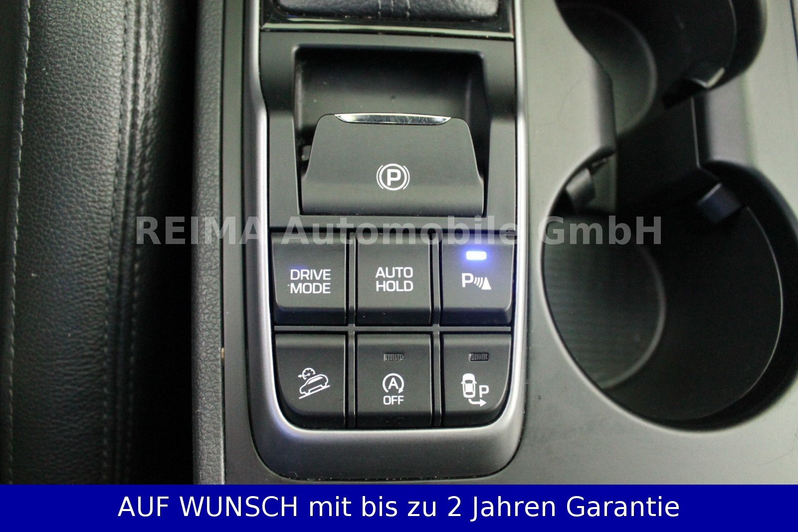Fahrzeugabbildung Hyundai Tucson 1,7D blue Premium 2WD, Automatik, Xenon