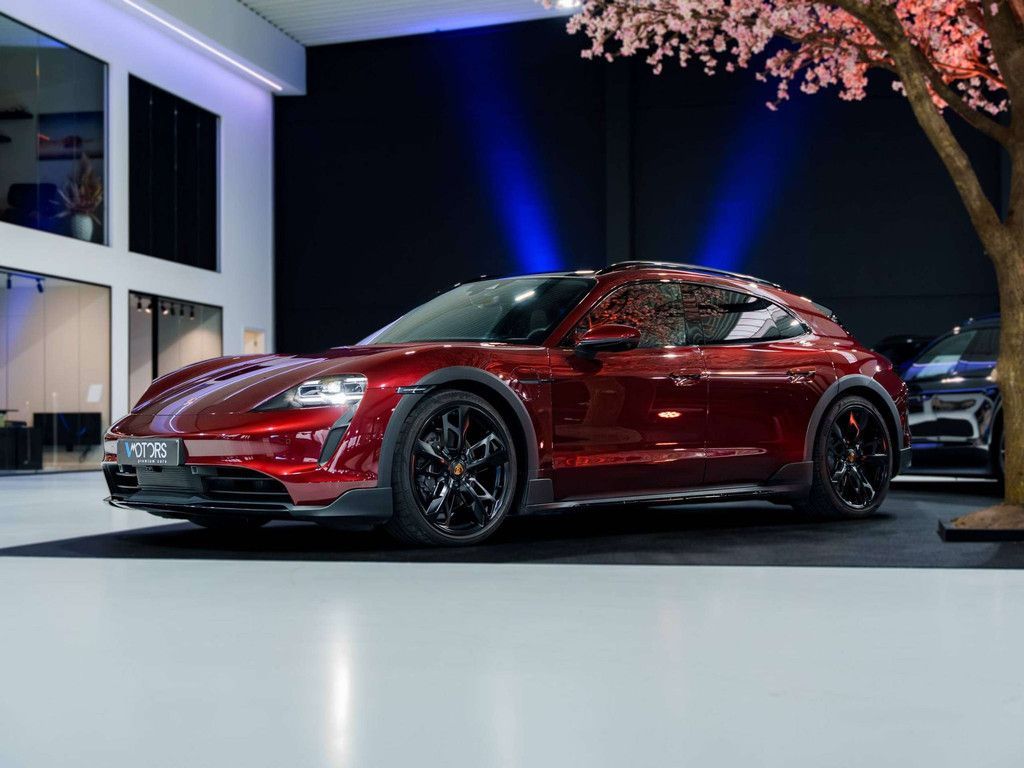 Porsche Taycan Cross Turismo 4 93.4 kWh - Cherry Red - S imagem 2
