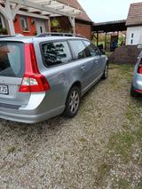 Volvo V70 2.0 - - Volvo V70 mit Benzin-Antrieb: Kombi, 2.0