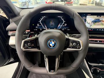 2025 BMW I5 — миниатюра 11
