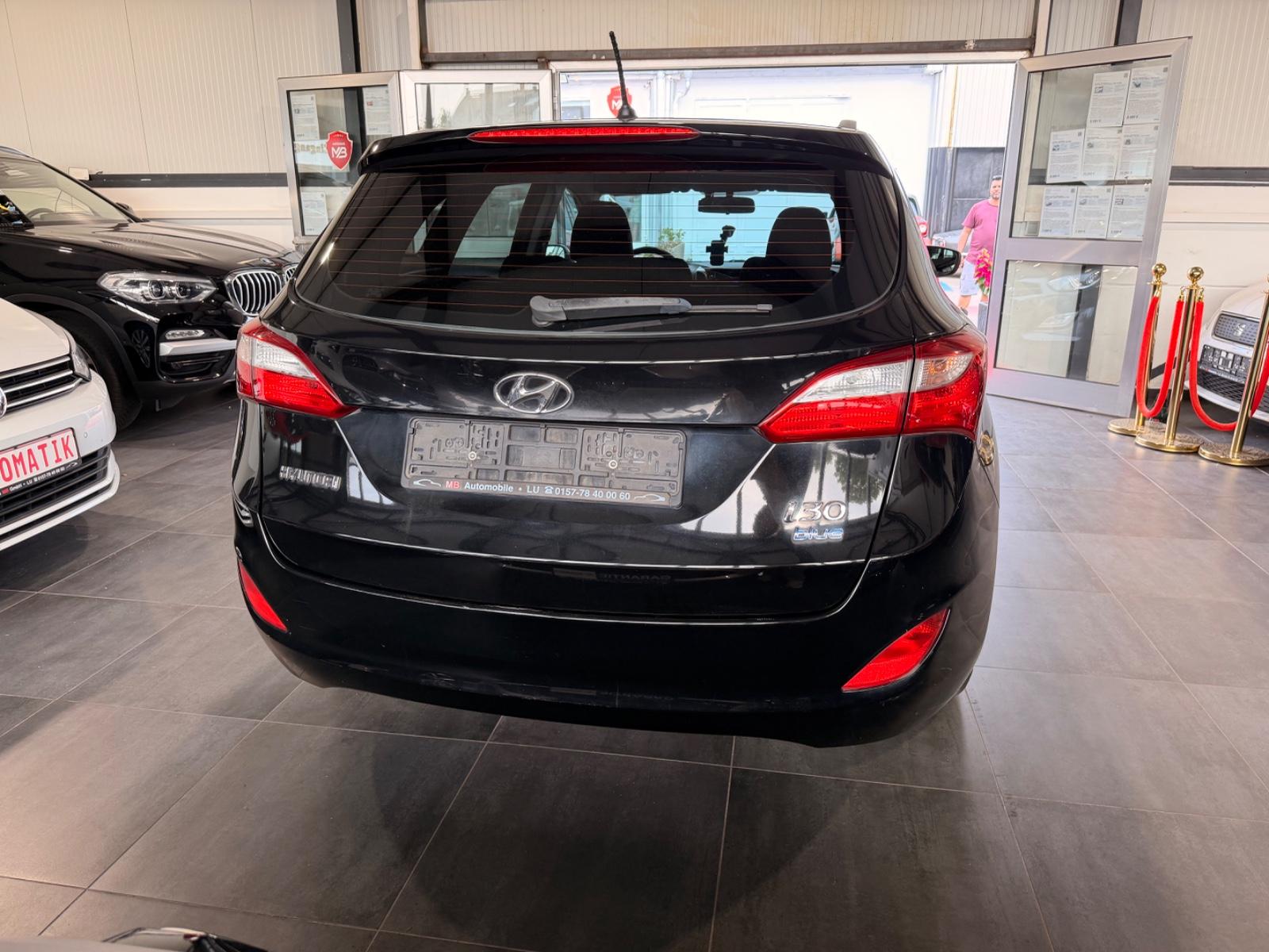 Hyundai i30 2013 — photo 7