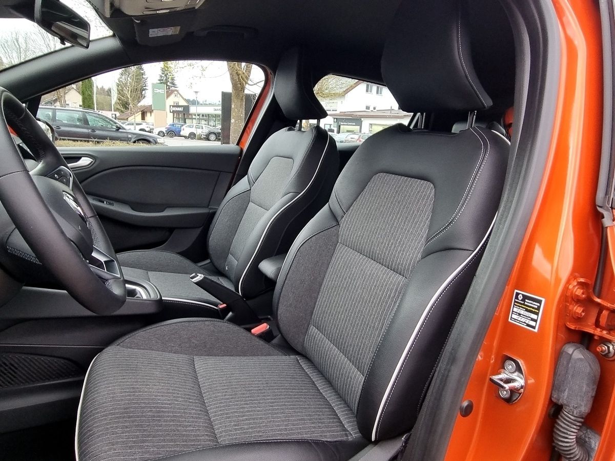 Fahrzeugabbildung Renault Clio INTENS TCe 90