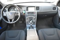 Fahrzeugabbildung Volvo S60 D3 Limousine Automatik*FSHZG*NAVI*PDC*