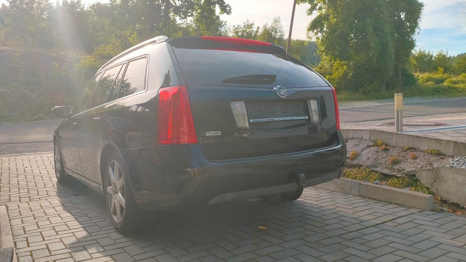 Cadillac 1.9 D 150PS Sportfahrwerk Autom. Winterauto 
