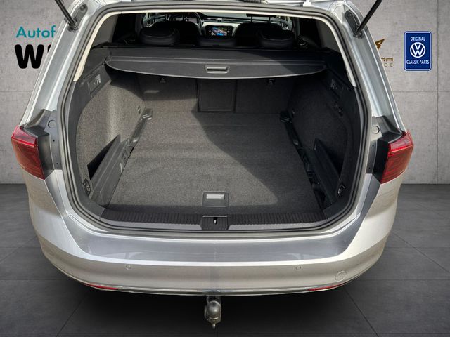 Passat Variant Elegance 2.0 TDI DSG ACC/AHK/RFK