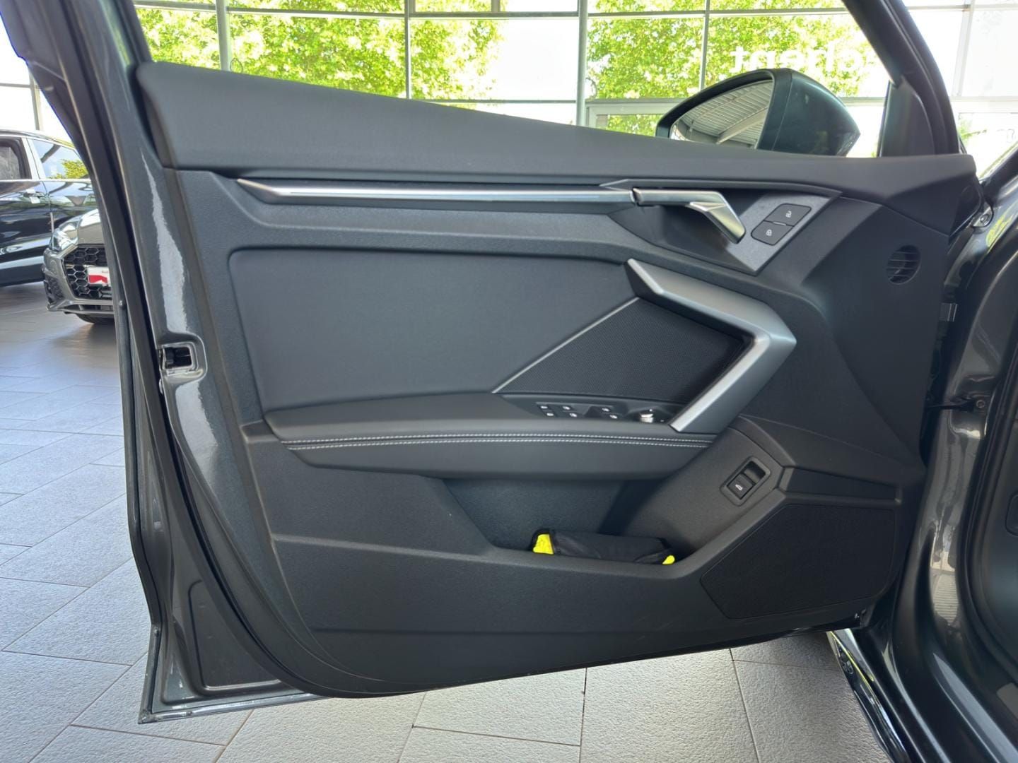 Fahrzeugabbildung Audi S3 Limousine