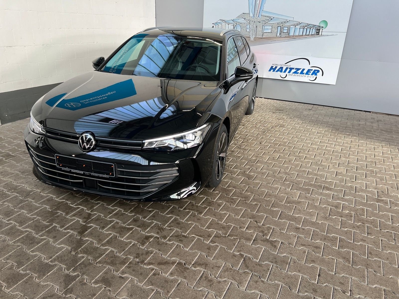 Fahrzeugabbildung Volkswagen Passat Variant / ehem. UPE.51.729,00** Business