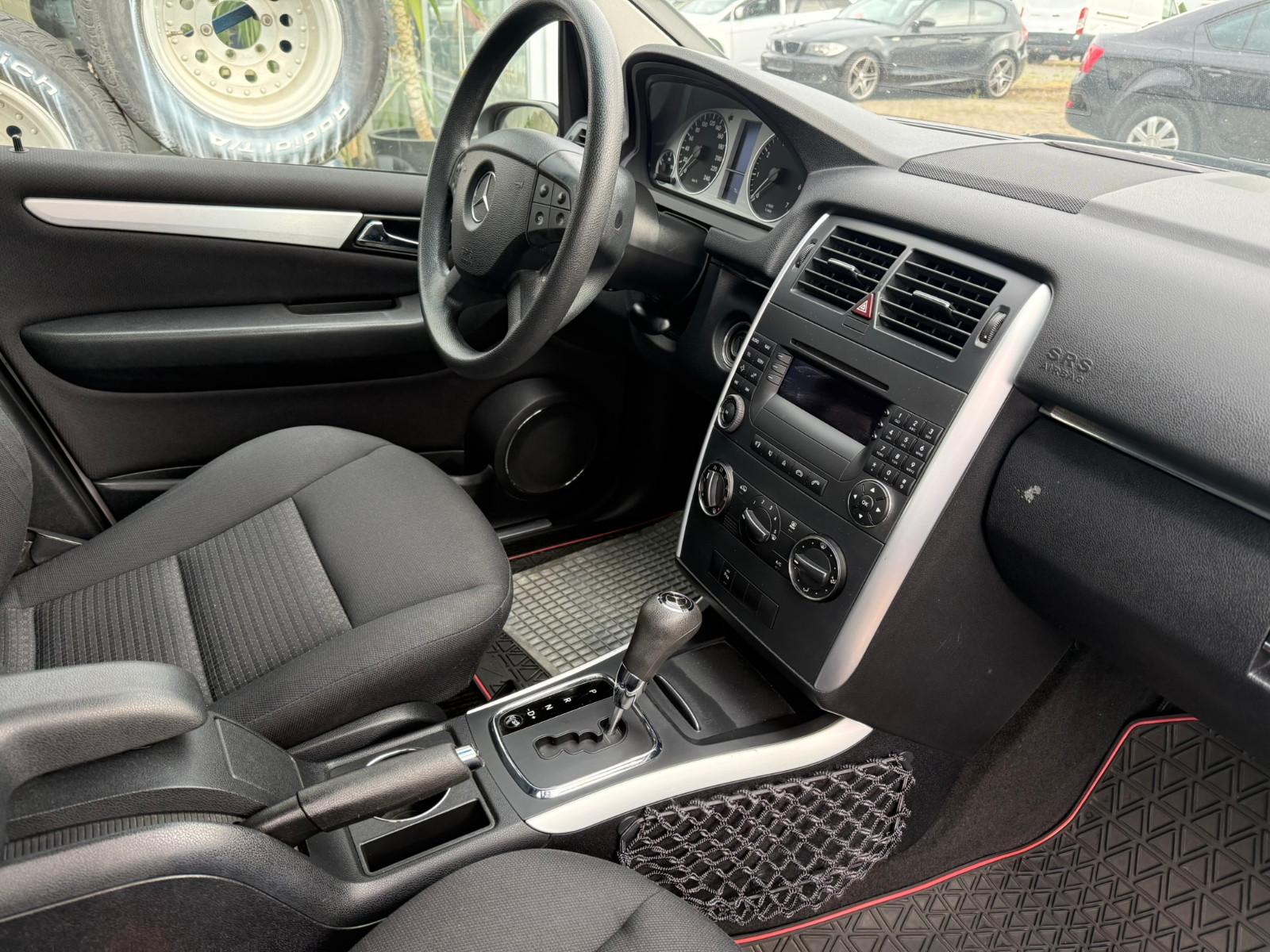 Mercedes-Benz B170 2006 — photo 7