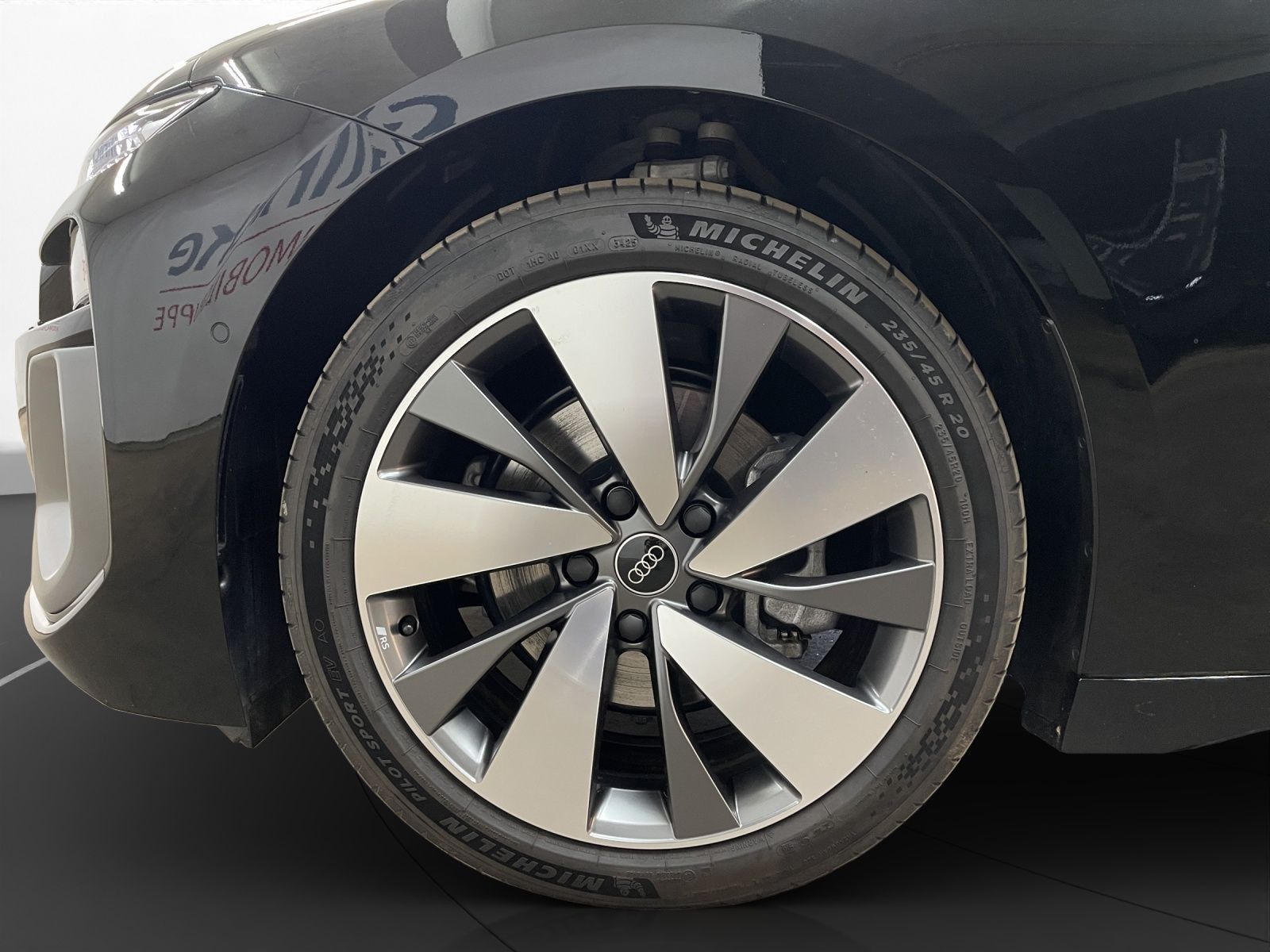 Audi A6 e-tron - Bild 12