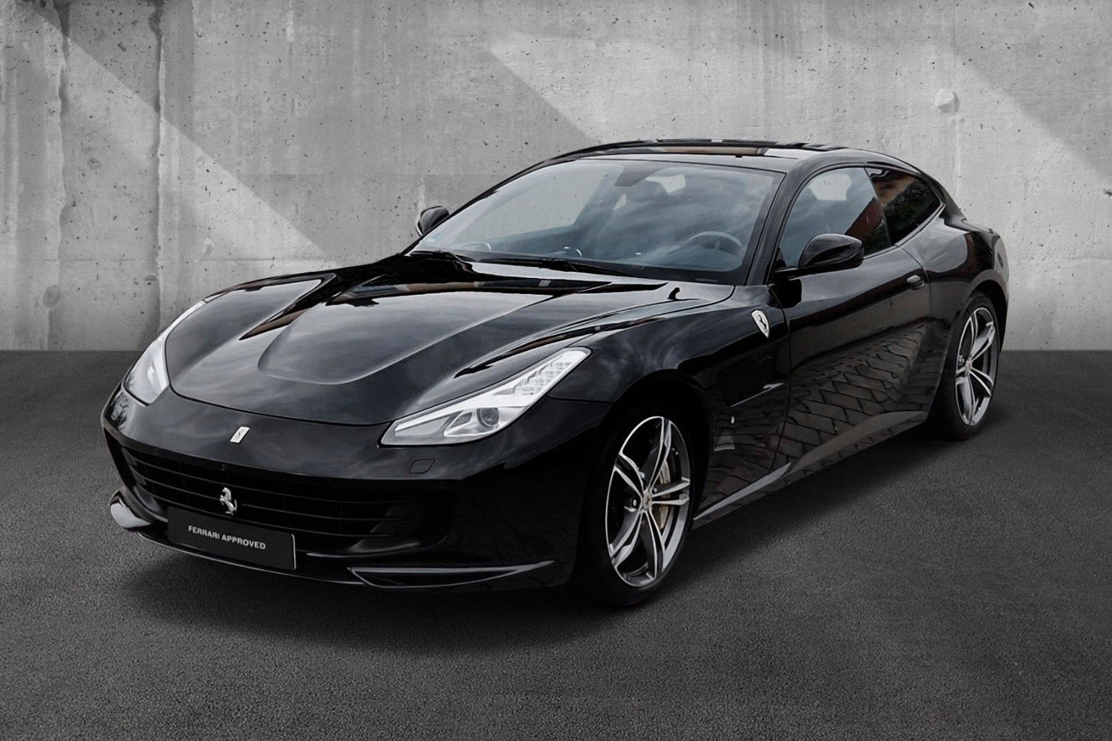 Fahrzeugabbildung Ferrari GTC4Lusso V12*Alles Karbon*Lift*Approved*
