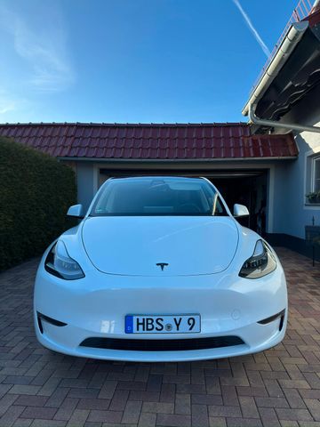 Tesla Model Y AWD mit Boost