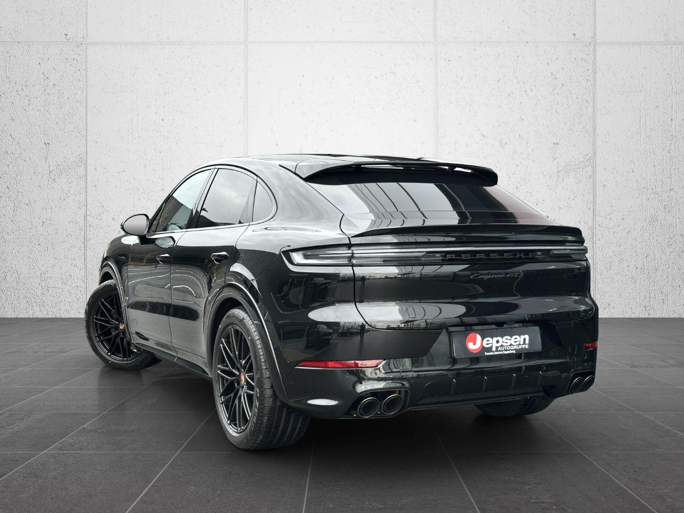 Porsche Cayenne GTS Coupé Sportsitze Burmester SHZ