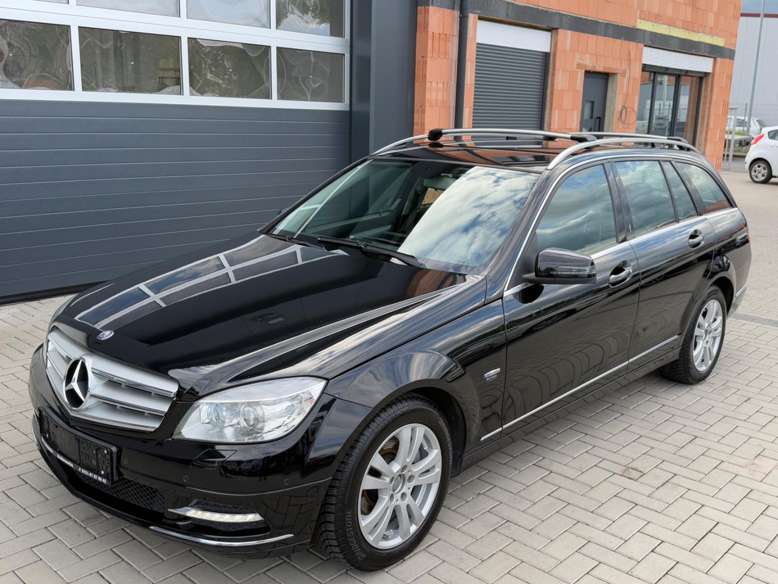 Mercedes-Benz C 220 T CDI Blueefficiency *XENON*NAVI*TEILLEDER