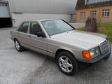 Mercedes-Benz Mercedes Benz 190 D H-Kennzeichen, Schiebe... - Mercedes-Benz 190 aus 1987: 190d
