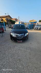 Lancia Ypsilon 1.2 69 CV 5 porte S&S S Momodesig - Lancia Ypsilon: Momo